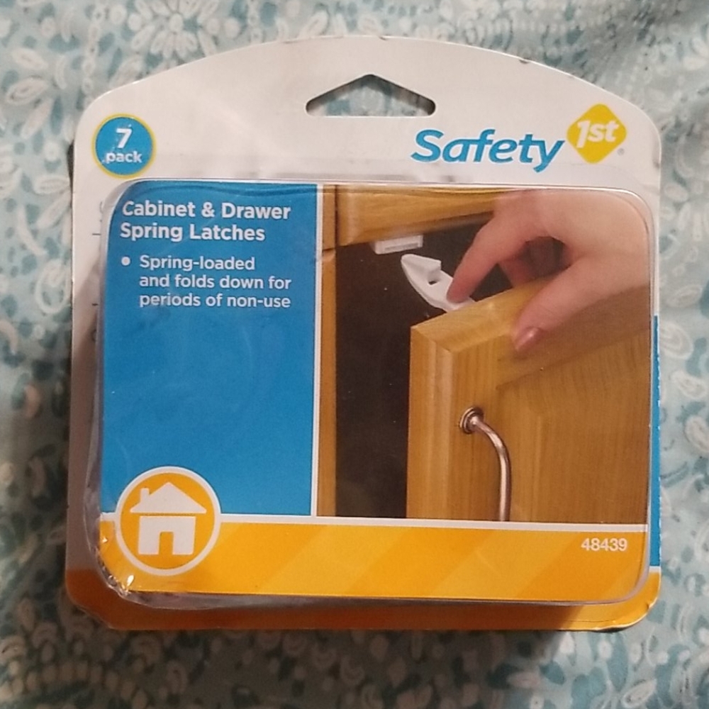 Safety 1st Latches & Locks